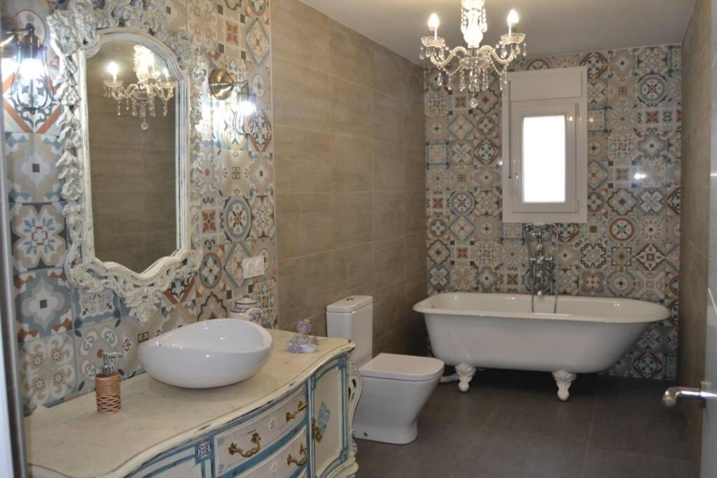 Apartamentos NayDa Gran casa con piscina Merida Bagian luar foto