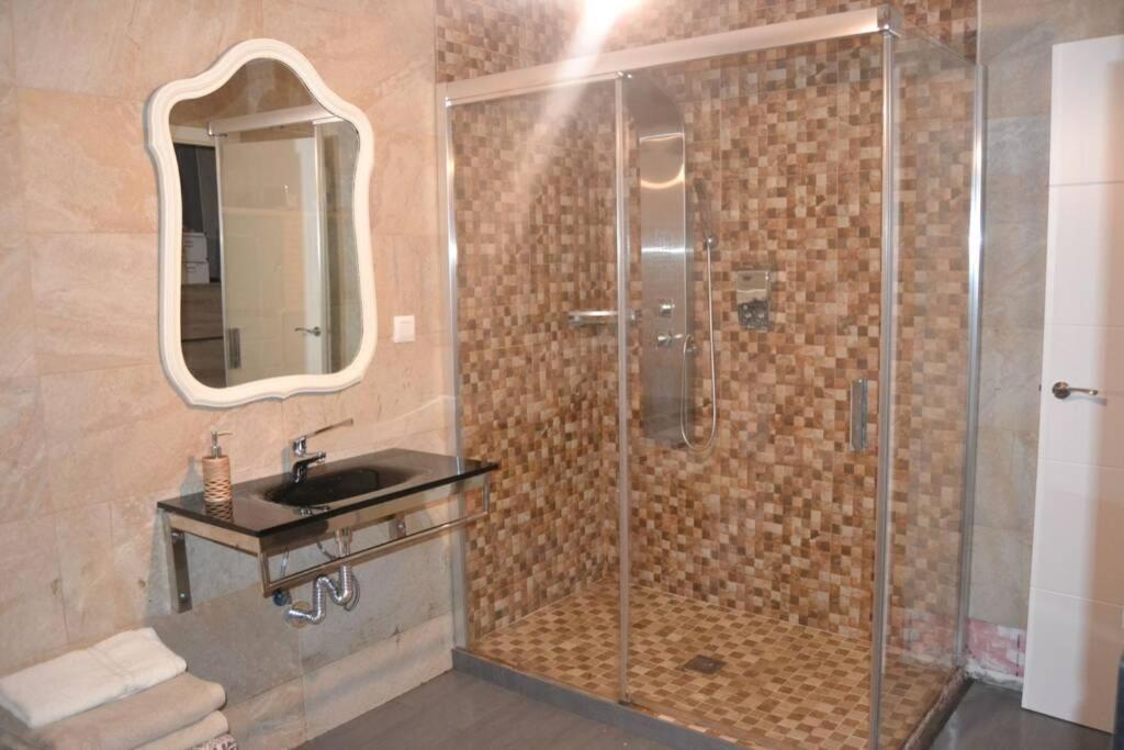 Apartamentos NayDa Gran casa con piscina Merida Bagian luar foto