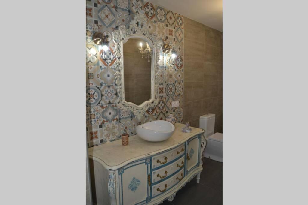 Apartamentos NayDa Gran casa con piscina Merida Bagian luar foto
